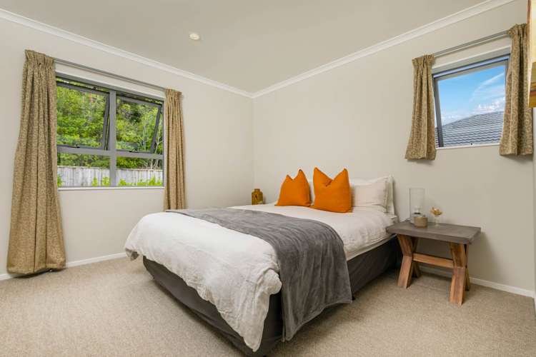 39 Mackay Drive Greenhithe_15