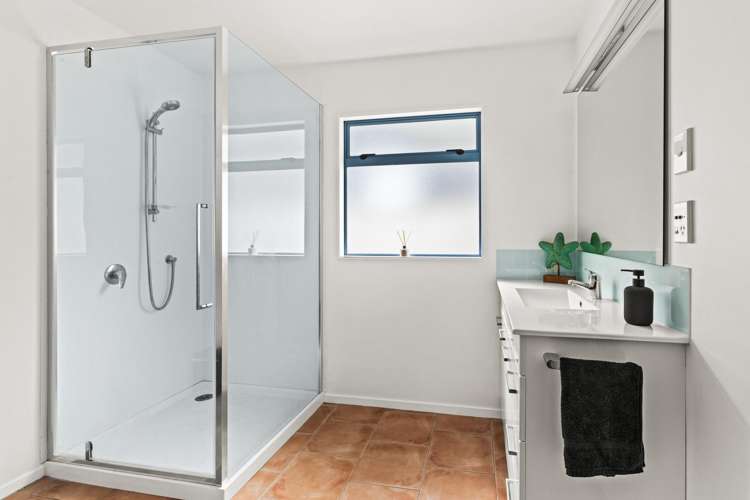 285 Clifton Road Te Awanga_6