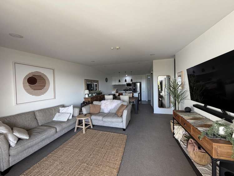 303/424 Maunganui Road 11229_1