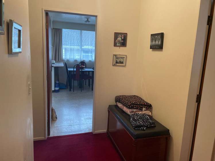 2/7 Islington Street Trentham_10