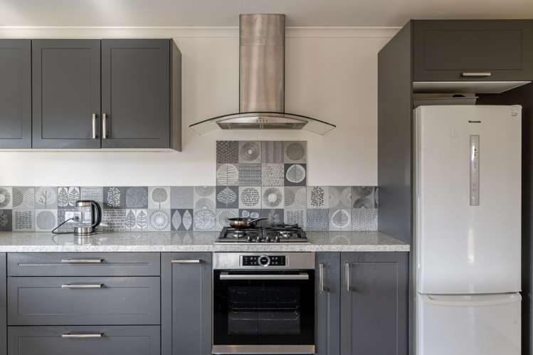 6 Silkwood Place Fitzherbert_21