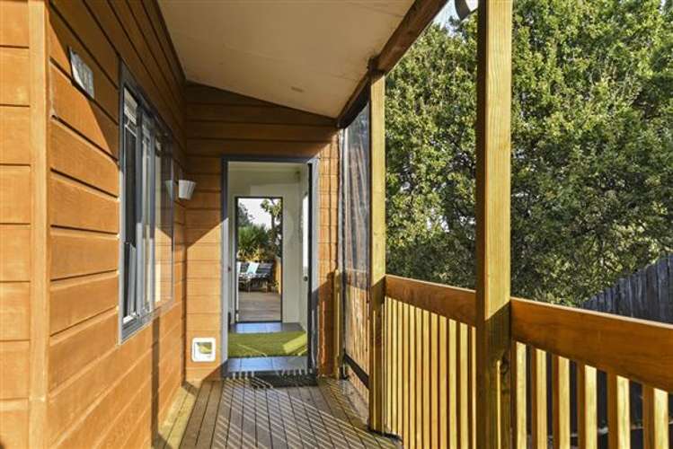 1/13 Bedford Street Te Atatu South_6