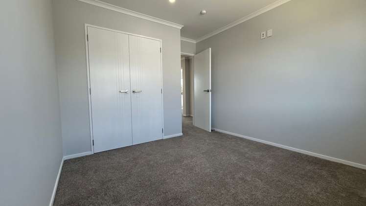 b/85 Sandspit Road Manukau_4