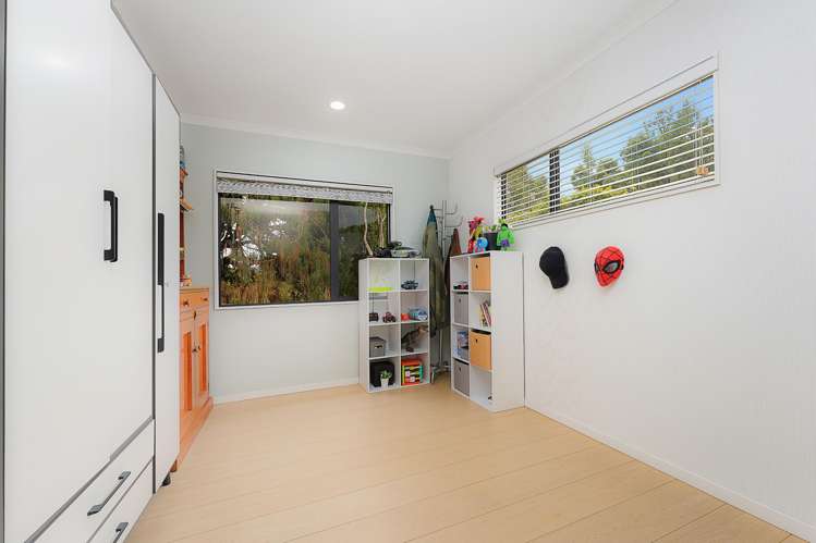 75 Kelman Road Kelston_23