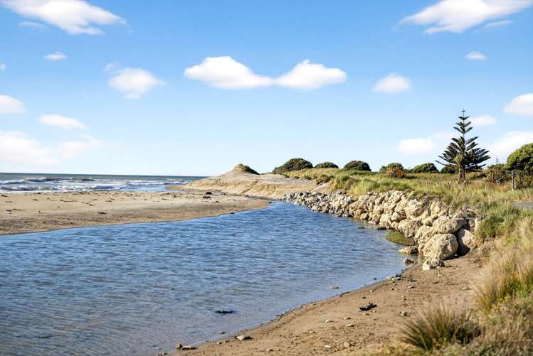 353 Mataikona Road Mataikona_8