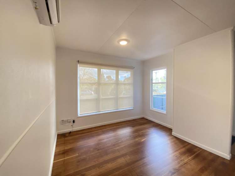 930 Heaphy Terrace 1055_3