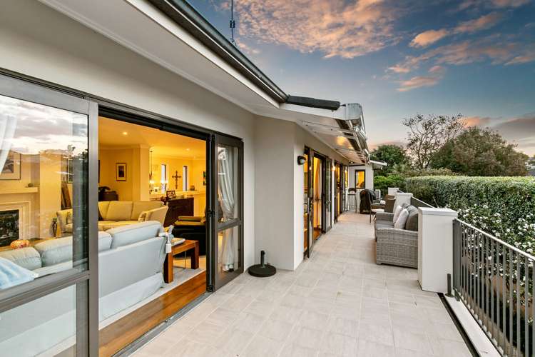 54a Marine Parade Mellons Bay_15