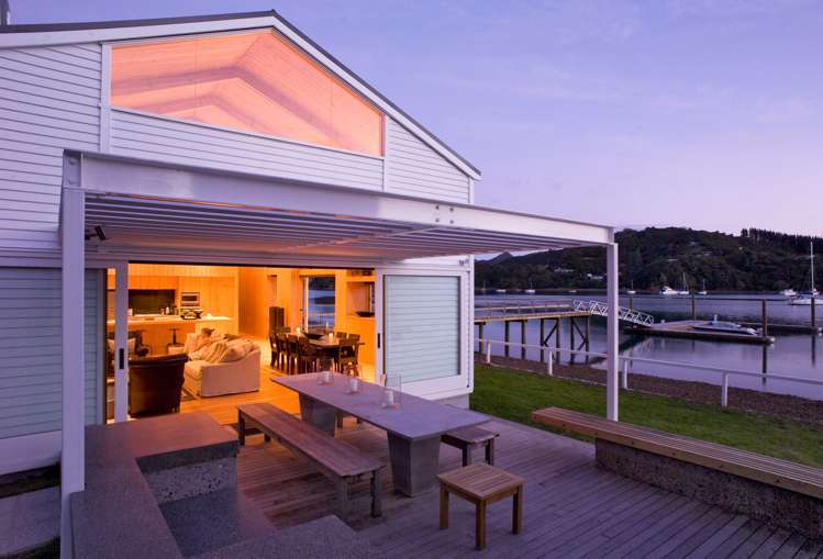 Manawaora Road Russell Surrounds_17