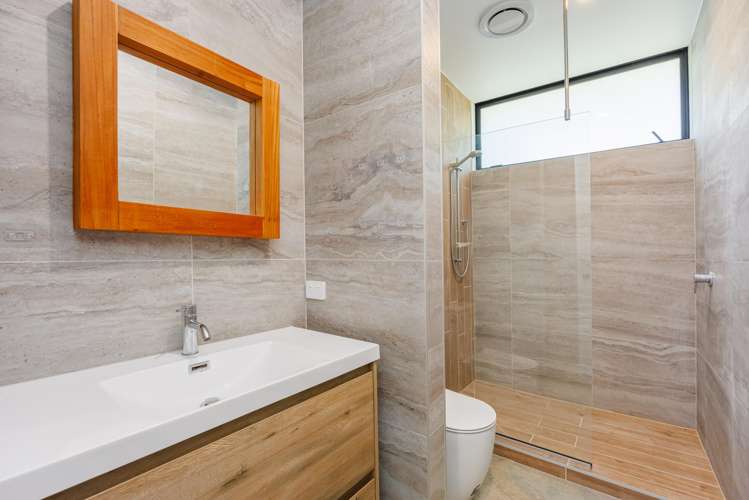 181 Point View Drive East Tamaki Heights_25