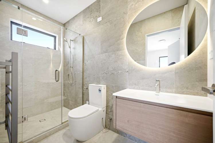 76 Huanui Drive Orewa_9