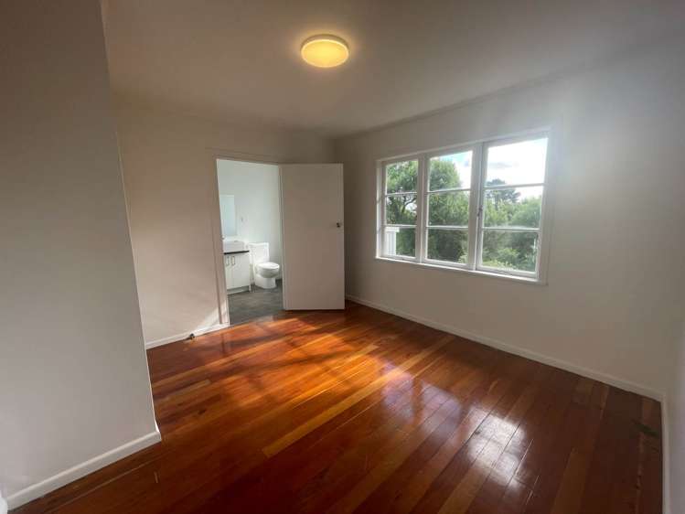 1 Shifnal Drive Randwick Park_7