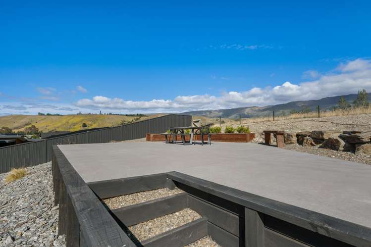 71 Stratford Drive Mount Pisa_17