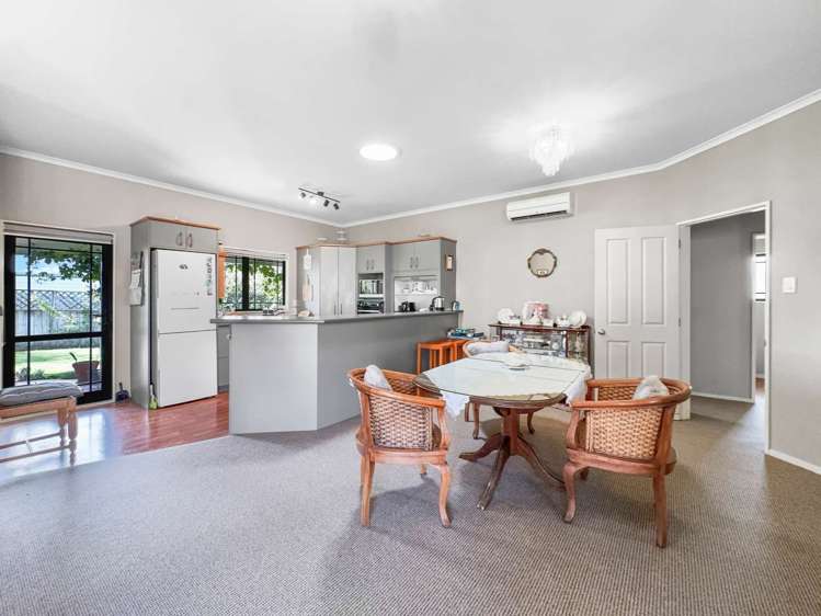 20 Paraekaretu Street Hunterville_9