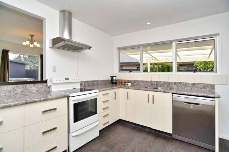 10 Main North Road Woodend_6