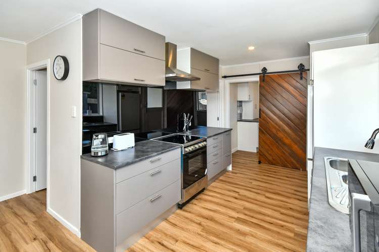 21 Holland Street Pukekohe_7