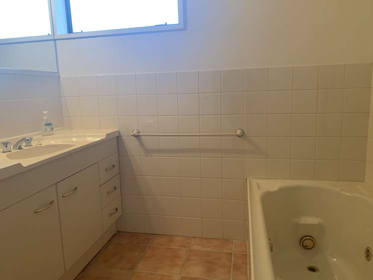 71 Charlotte Street Balclutha_11