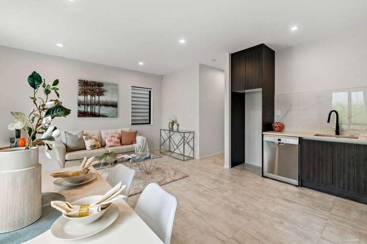 72 Joseph Street Flat Bush_6