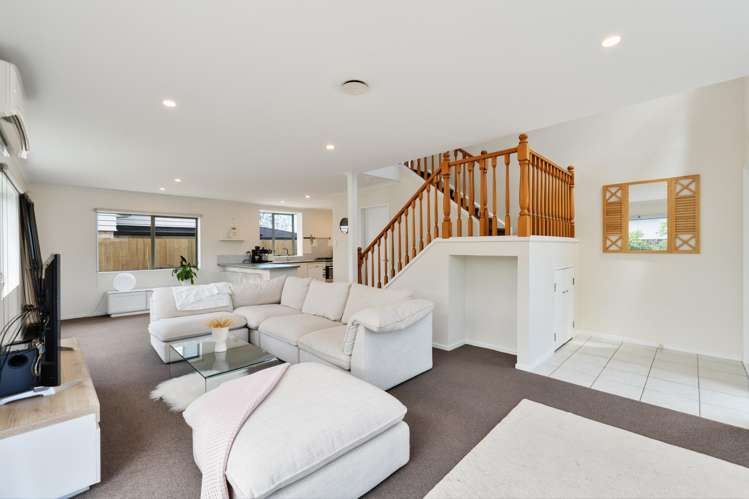 33 Woodford Avenue Henderson_6