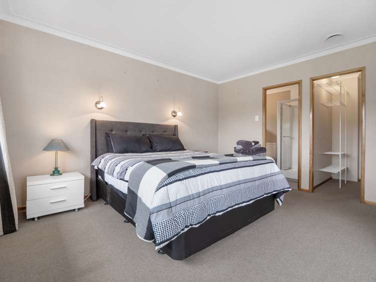 12 Racecourse Road Waiuku_9