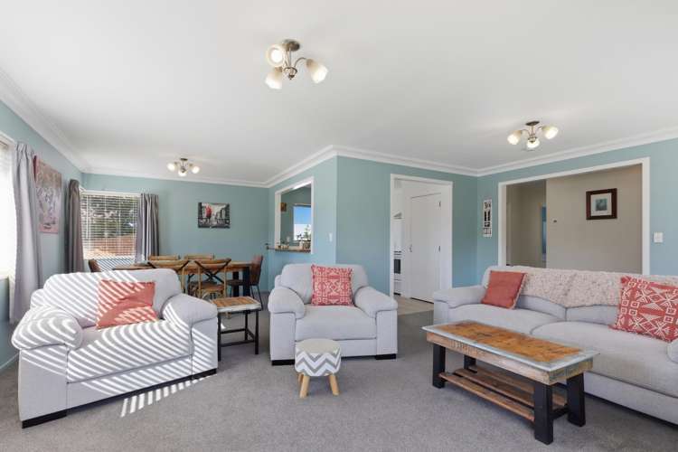 36A Heron Avenue East Matua_3