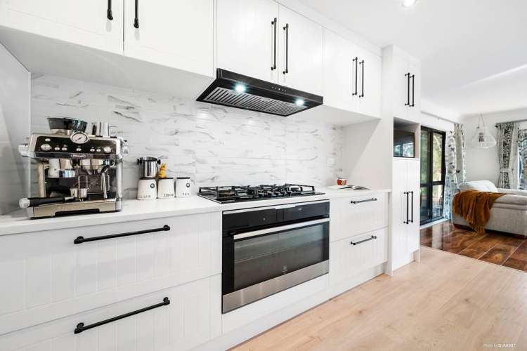 48 Shelter Drive Greenhithe_4