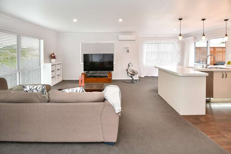 18 Aitkenhead Court Parakai_6