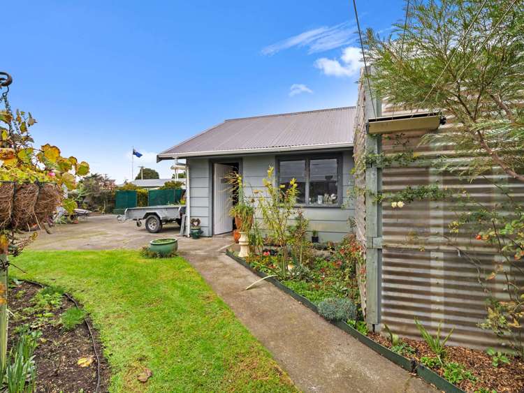 10 Omanu Street_5