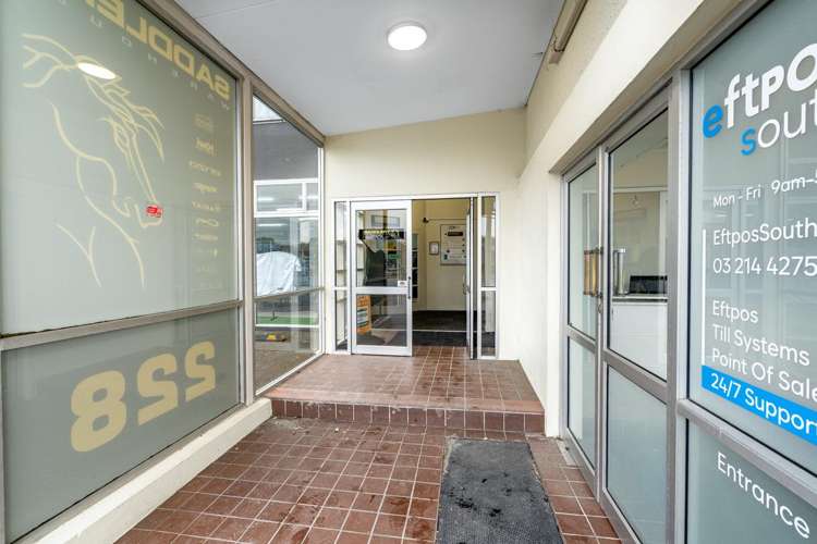 228 Dee Street and 11 Earnslaw Street Avenal_15