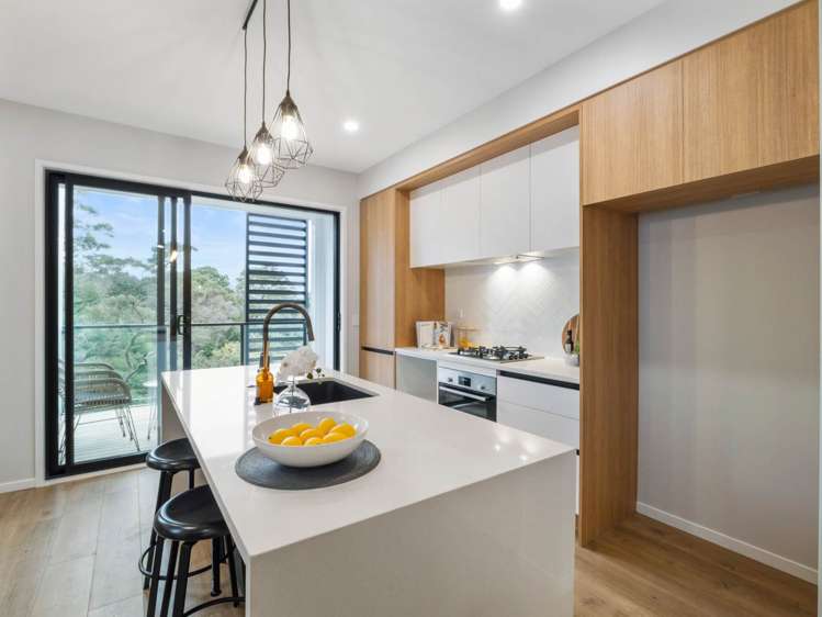 3/10b Huka Road Birkenhead_12