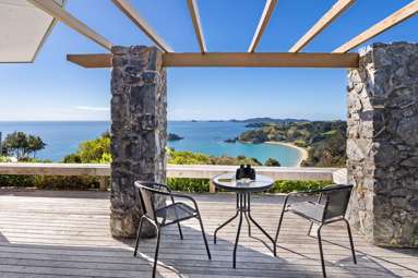1692E Wainui Road_1