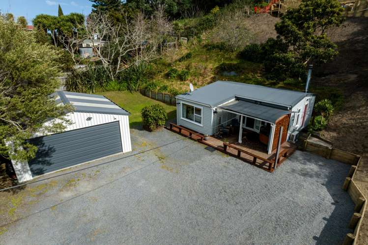 97 Renown Road Raumati South_12