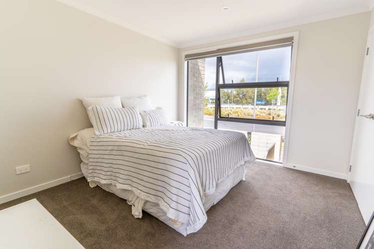 7 Boyack Drive Temple View_18