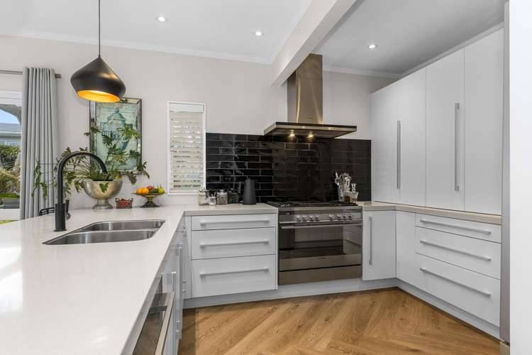 5 Hoey Street Te Kamo_21