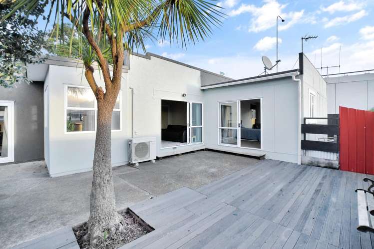 77B Eversham Road_5