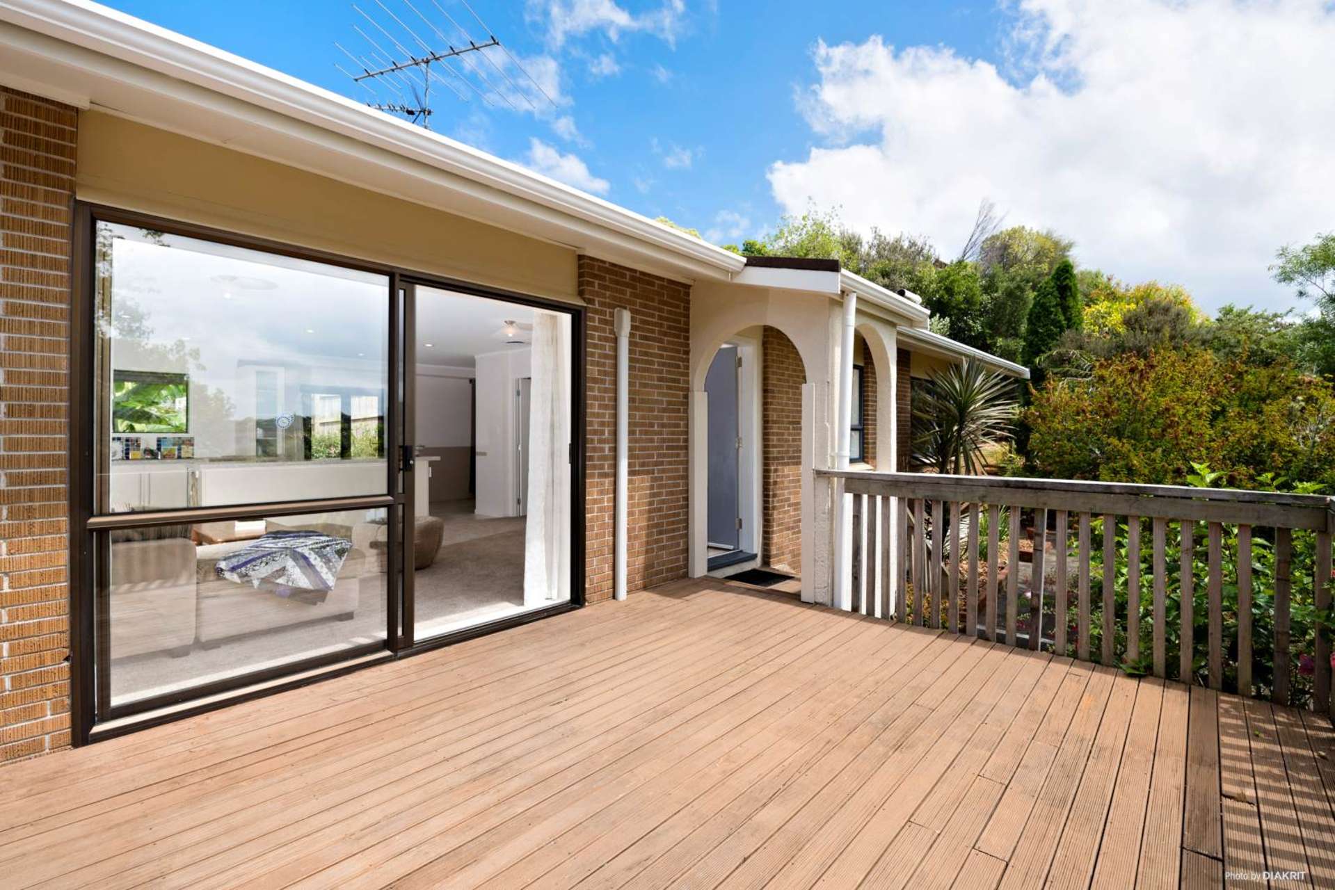 2/56 Oaktree Avenue Browns Bay_0