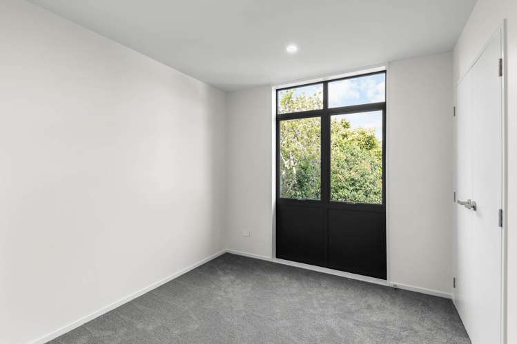5/6 James Street Bayview_6