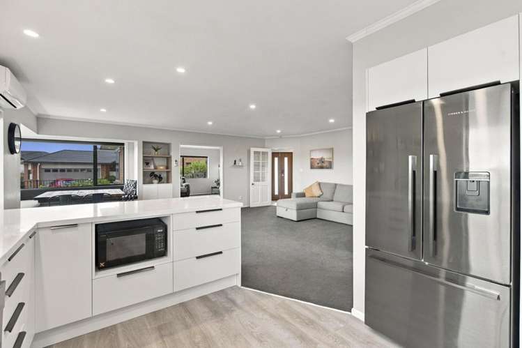 9 Sandel Rise Merrilands_10
