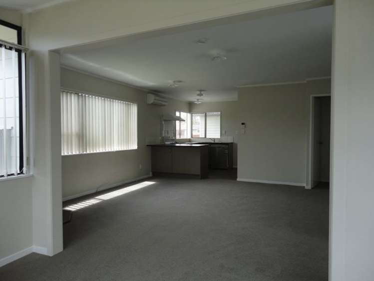 4 Seaward Place Wattle Downs_7