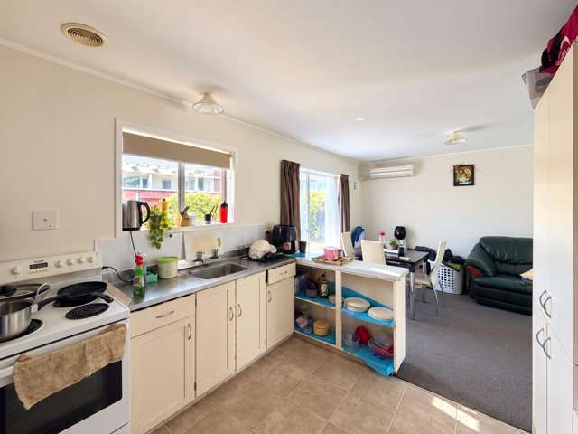 2/10 Brierley Place 10839_4