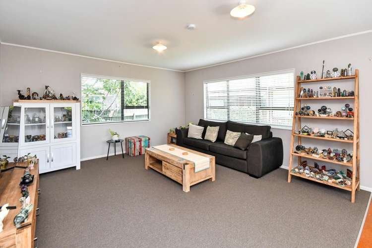 13b Youngs Road Papakura_5