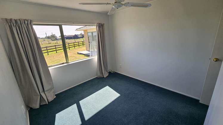 44 Otaraoa Road Waitara_12