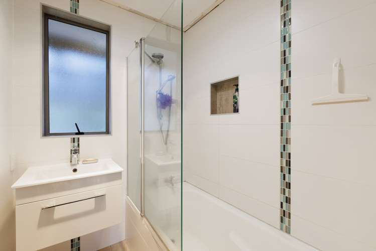 8 Tuthill Street Gate Pa_9