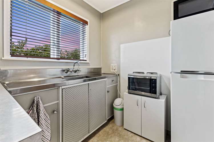 7 Divich Avenue Te Atatu South_15