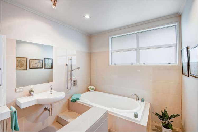 859 Whangaparaoa Road Manly_33