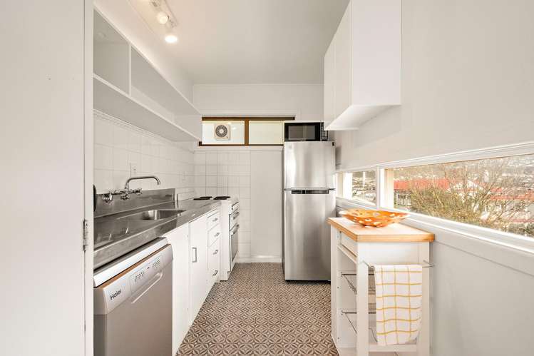 11/4 Claremont Grove Mount Victoria_6
