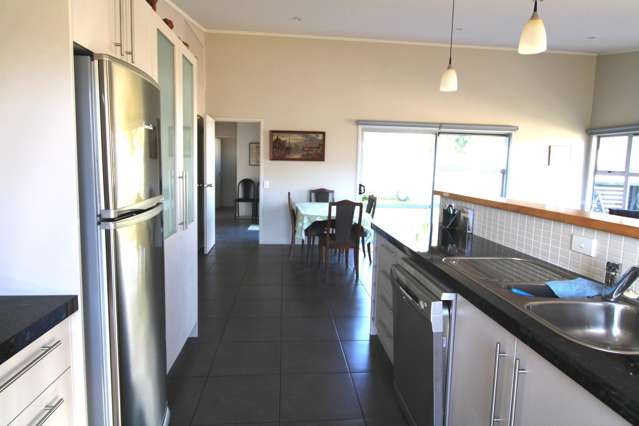 130 Waimaire Avenue Matarangi_1