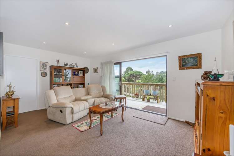 583 Ridge Road Riverhead_15