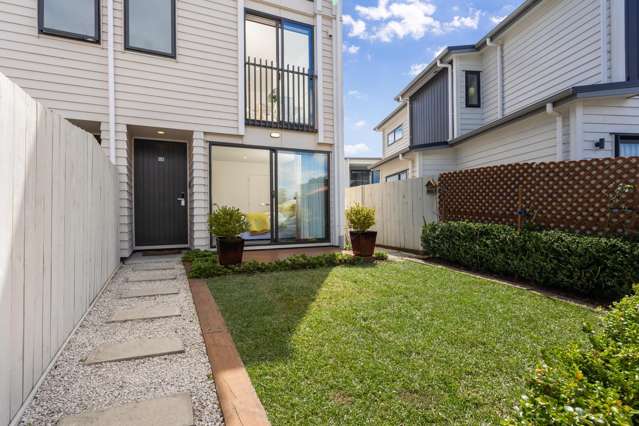 Overseas Owners Want SOLD