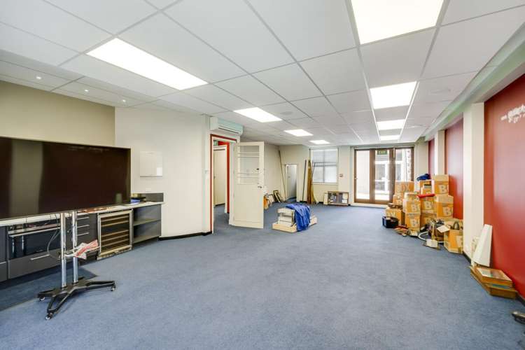 119 Queen Street East Hastings Central_12