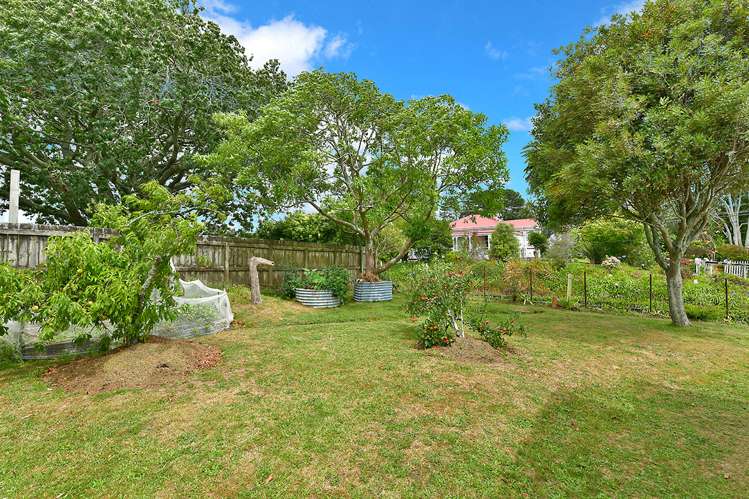 14 Puriri Street Helensville_16